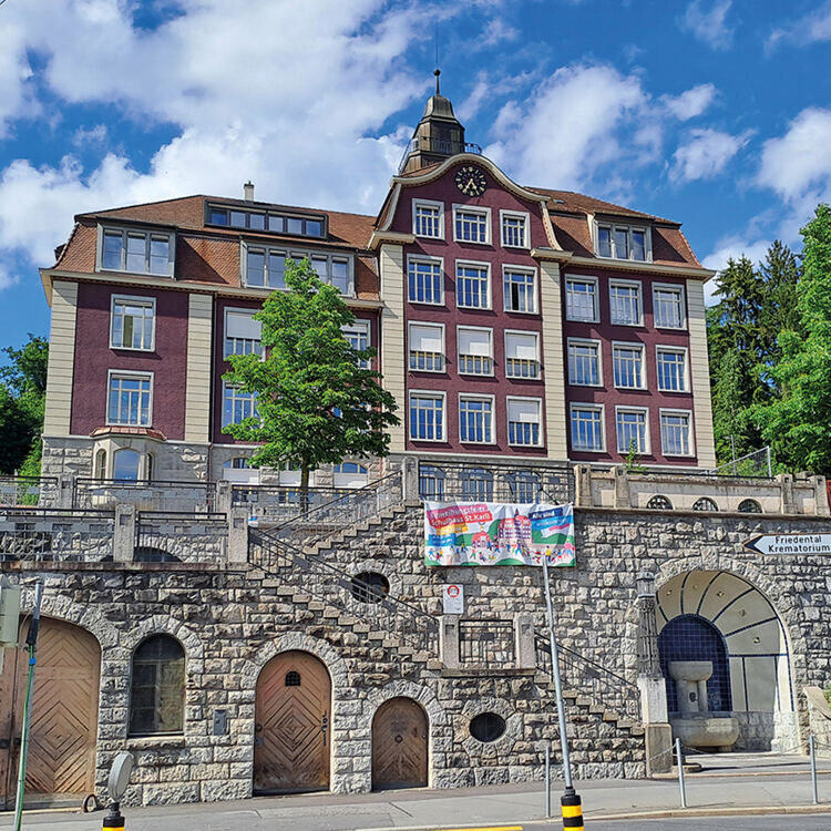 Kühle Köpfe im Schul­zimmer